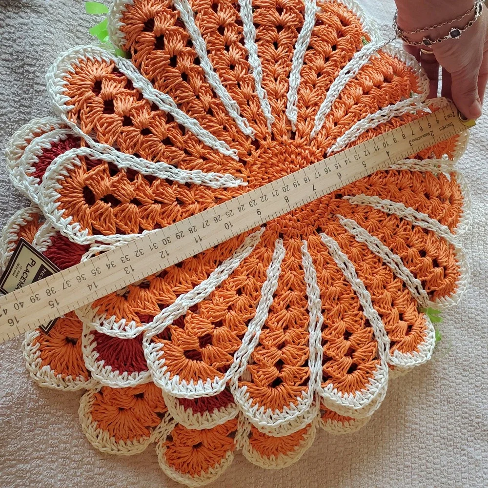 Thro‎ New York Crochet Flower Placemats Set of 4 Multicolor 15 Inch Round Retro